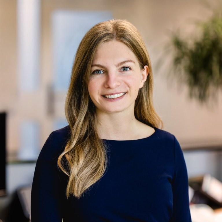 Portrait von Rechtsanwältin Isabelle Patz